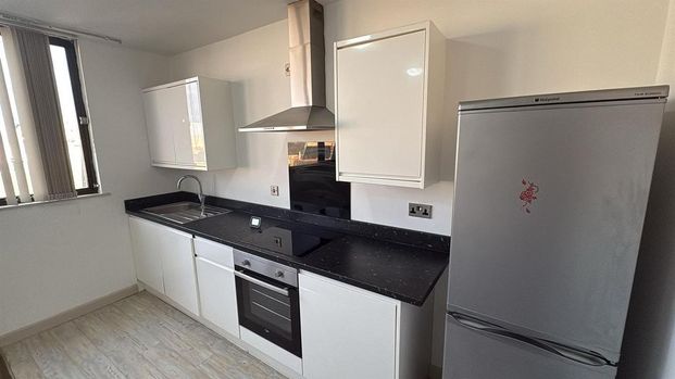 2 bedroom apartment to rent - Photo 1