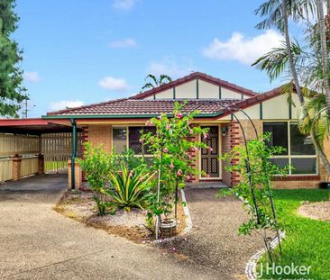 QUALITY 4 BEDROOM FAMILY HOME | SIDE ACCESS | QUIET CUL-DE-SAC! - Photo 6