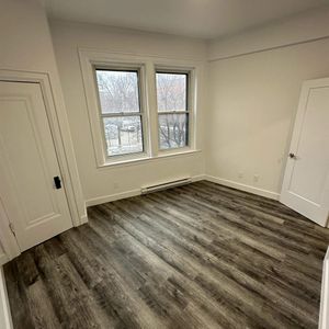 1 CH - 1 SDB - Montréal - $1,650 /mo - Photo 2