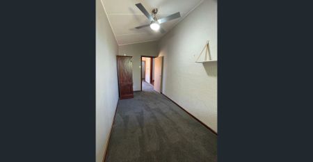 Family Home - Photo 2