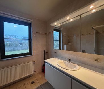 Tweeslaapkamer-appartement met garage te huur in Woumen (Diksmuide) - Photo 4