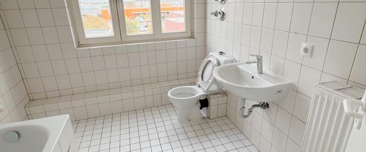 Neu renovierte 2-Zimmer-Wohnung mit Badewanne in Dortmund-Borsigp - Foto 1