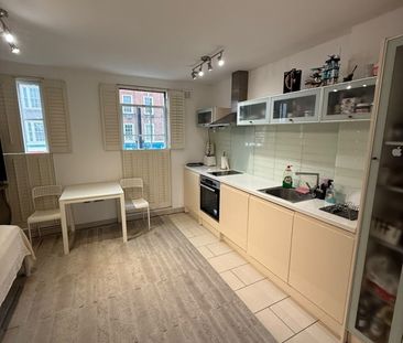 Studio Flat, Camden Road, NW1 - Photo 3