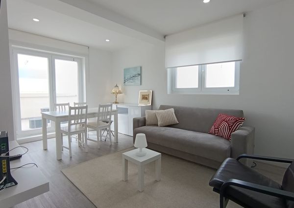 1 bedroom flat with sea and estuary views, in Praia da Barra!