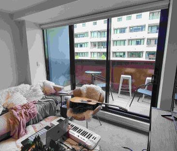 Prime Residence in the Heart of Auckland CBD - Photo 1