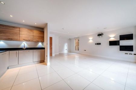 3 bedroom apartment to rent - Photo 3