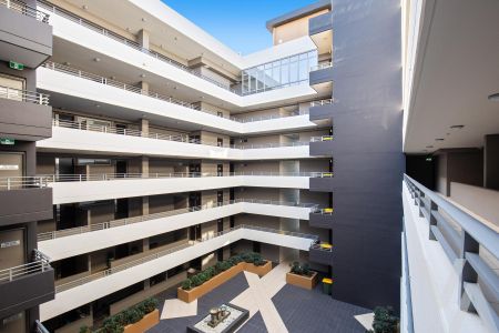 608/335 Wharf Road, Newcastle NSW 2300 - Apartment For Rent | Domain - Photo 3