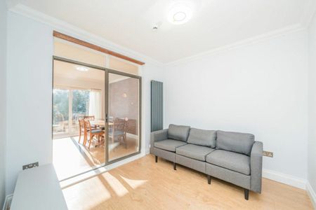 Villiers Avenue, Whitton, TW2 - Photo 2