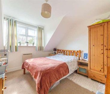 Horsell, Woking, GU21 - Photo 4