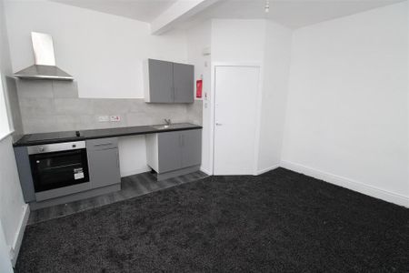 Studio to rent - Photo 4