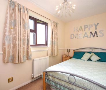 2 bedroom semi-detached house to rent - Photo 3