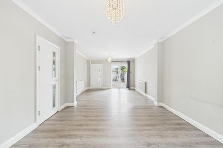 5 bedroom end of terrace house to rent - Photo 5