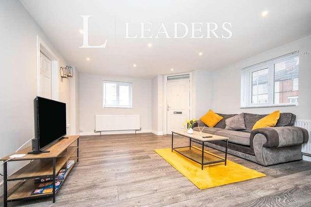 Bramford Road, IP1 - Photo 1