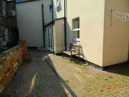 Heaton St, Gainsborough - Photo 4