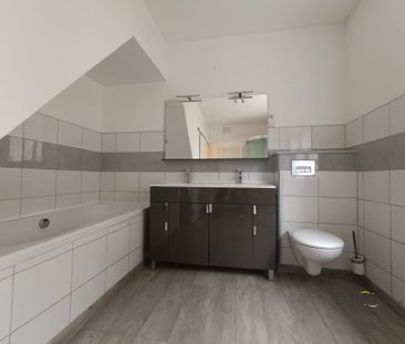 Location Maison 4 pièces 86m² TOURCOING 59200 - Photo 5