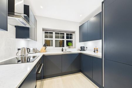 3 bedroom detached house to rent - Photo 3