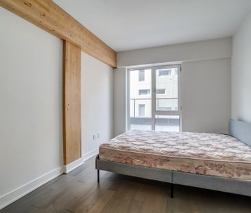 350 Rue Eleanor, #503 - Photo 4
