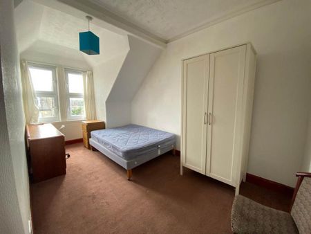 5 bedroom flat to rent - Photo 3