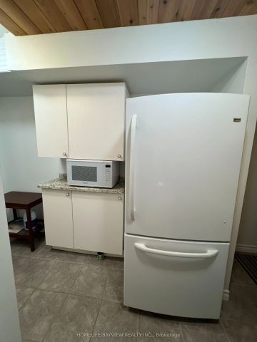 379 Carruthers Avenue #BMNT - Photo 5