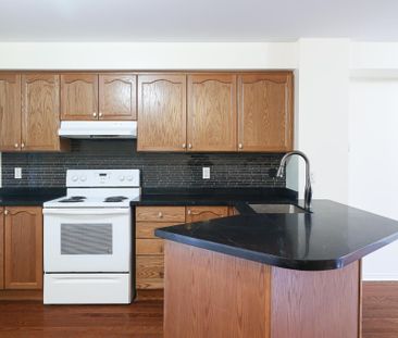 For Lease - 57 Ted Wray Circle, Toronto, Ontario - Photo 6