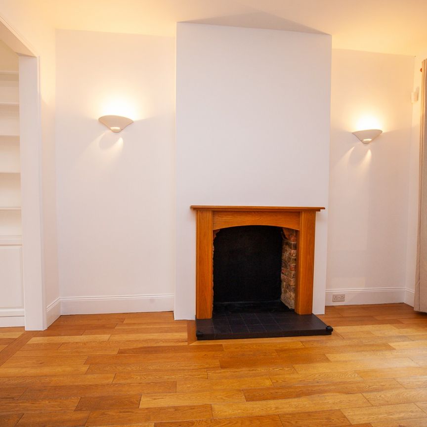 3 Bed End Terrace, Upland Road, SE22 - Photo 1