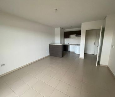 ESCALQUENS / Location Appartement 2 Pièces 42 m² - Photo 4