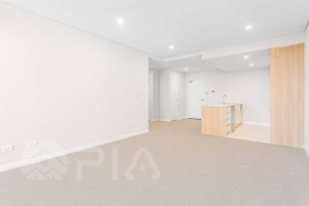 Luxury Apartment For Lease***Level 12 with Study*** - Photo 3