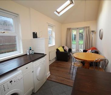 1 bedroom house of multiple occupation to rent - Photo 6