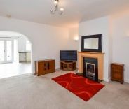 2 bed House - Terraced for Rent - Photo 2