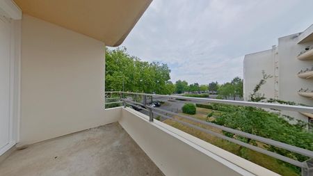 Location Appartement 2 pièces Meublé 55m² POITIERS 86000 - Photo 5