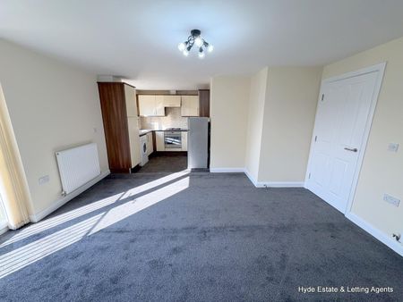 Flat 32 The Horizons, Moss Lane, BL6 5GH - Photo 5