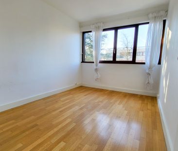 Résidence Solférino - Appartement spacieux avec 2 chambres Le Chesn... - Photo 4