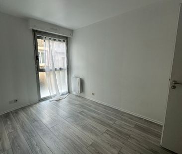 Location Appartement 2 pièces 43m² - Photo 2