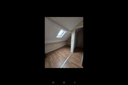 Room in a Shared House, Mortlake Road, S5 - Photo 3