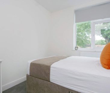 Southmead Road, Southmead - Photo 6