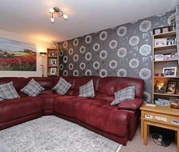 2 bedroom link detached house to rent - Photo 5