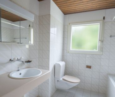 Helle Attika-Wohnung mit Terrasse und Aussicht in Ipsach - Foto 6