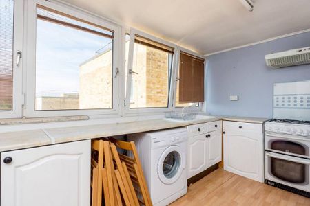 1 bedroom flat to rent - Photo 3