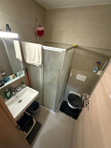 Renovated studio on the 3rd floor - Photo 5