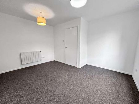 St. Nicholas Close, King's Lynn, PE30 - Photo 3