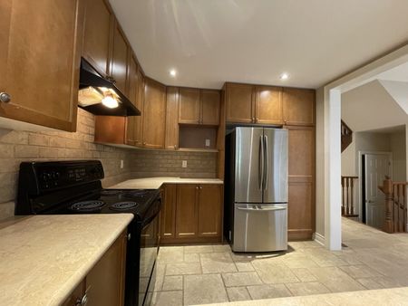 For Lease - 2282 Orchard Road Unit# 4, Burlington, Ontario - Photo 5