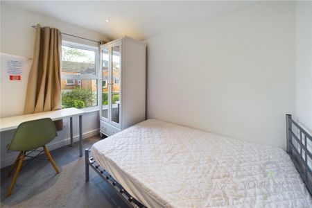 4 bedroom house to rent - Photo 2