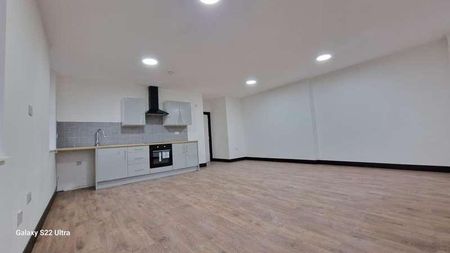 Worsley Terrace, Wigan, WN1 - Photo 2