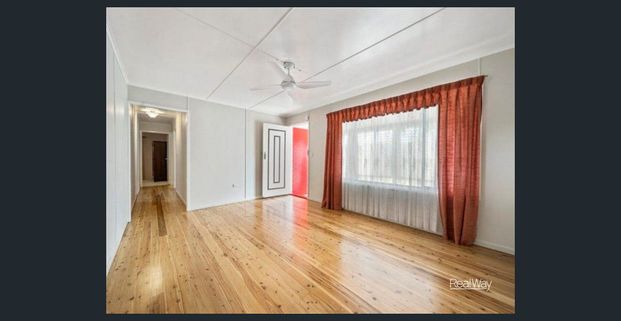 Family Home In Great Location! - Photo 1