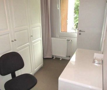 Gemütlich möblierte Wohnung mit Dachgarten in Ostheim - Photo 2