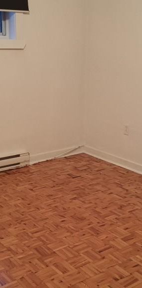 ST-LÉONARD 4 1/2 LIBRE 1ER JUILLET RÉNOVÉ - Photo 1