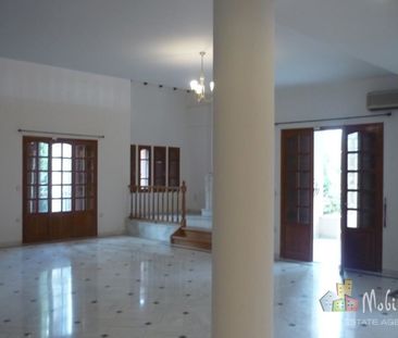 Detached House for rent - Photo 1