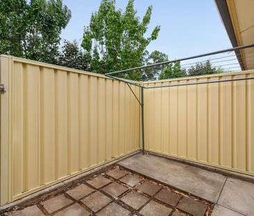 Refurbished Home Unit In Sought After Location - Photo 6