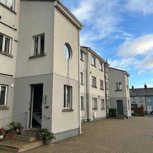 Dormans Court, Railway Street, Donaghadee, BT21 0JL - Photo 2