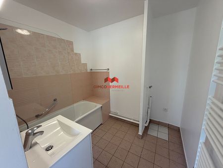 Location Appartement 2 pièces 49m² - Photo 4